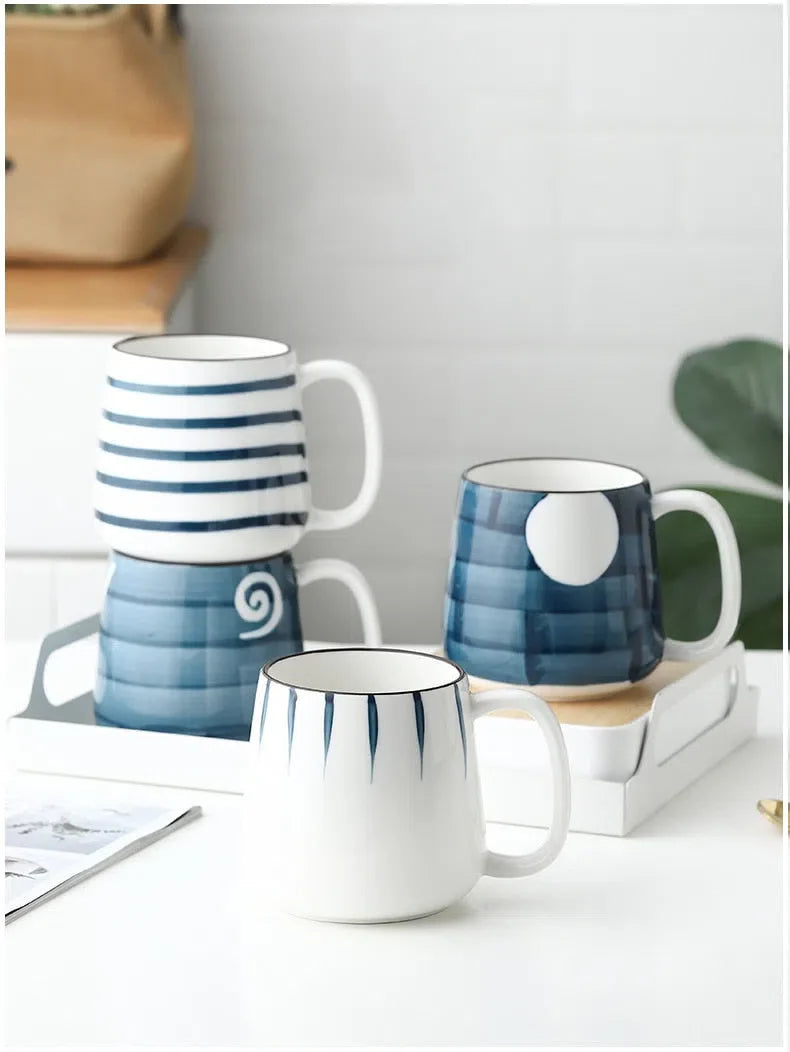 Caneca de Cerâmica Pintada à Mão Estilo Japonês - Capacidade de 500ml