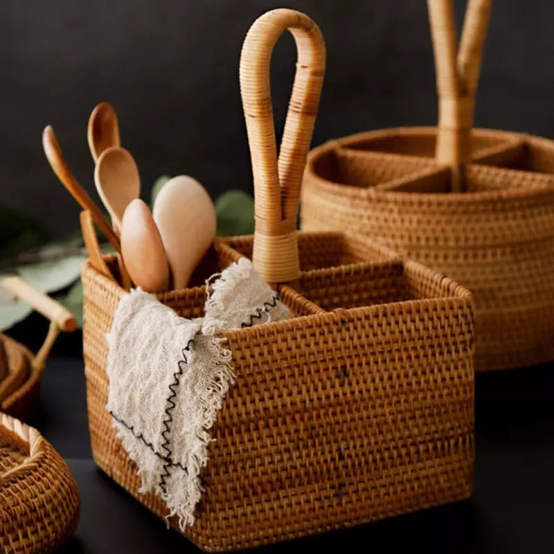 Cesta de Armazenamento de Vime em Rattan Artesanal - Organizador Decorativo