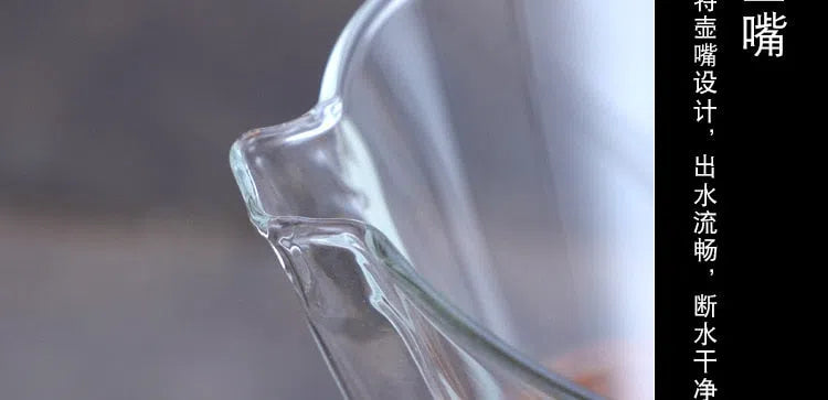Chemex Coffee Maker - Elegantly Brewed Pour-Over Coffee Carafe
