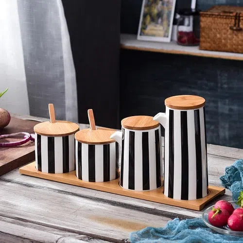 Conjunto Nórdico de Cerâmica e Bambu com Estampa Listrada