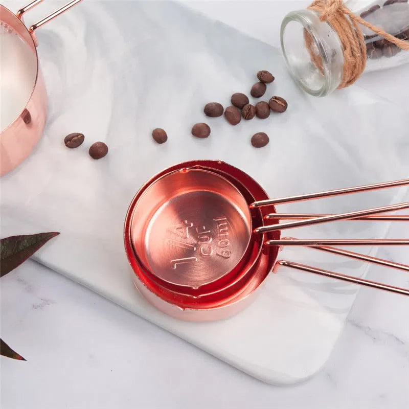 Conjunto de Copos e Colheres de Medição Rose Gold - 8 Peças de Alta Qualidade