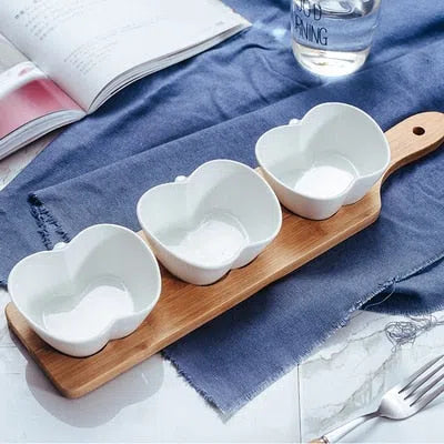 Conjunto de Petisqueiras de Porcelana com Mini Tábua de Bambu - Ideal para Servir Aperitivos
