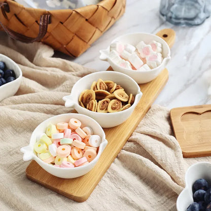 Conjunto de Petisqueiras de Porcelana com Mini Tábua de Bambu - Ideal para Servir Aperitivos