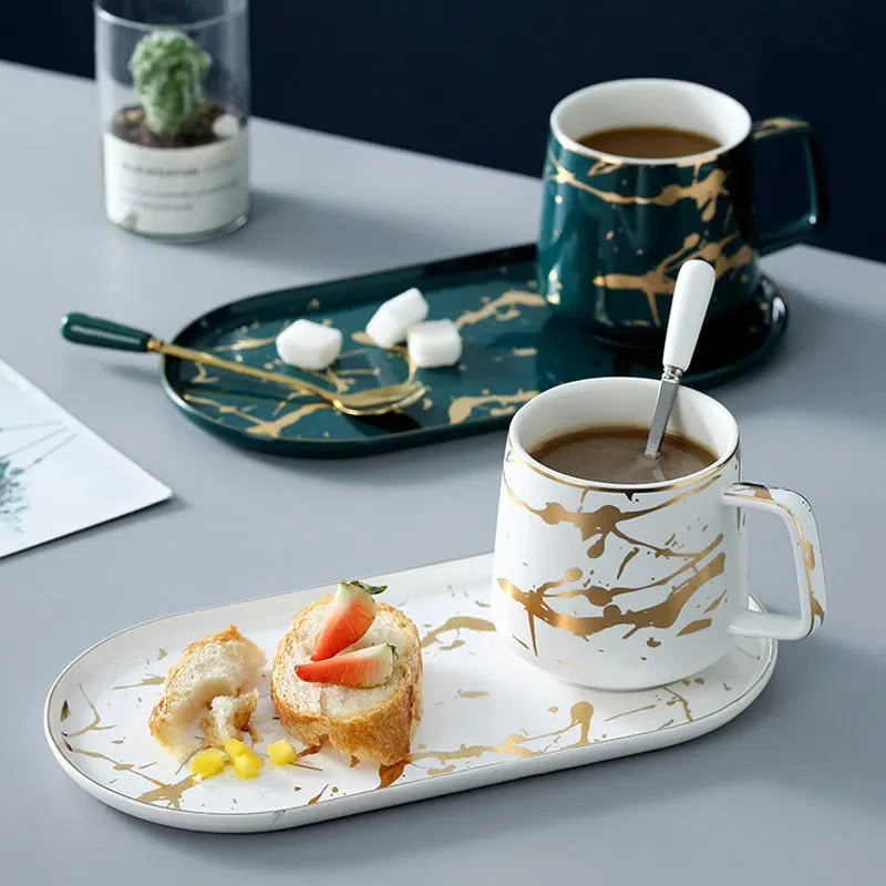 Conjunto de Prato e Caneca em Cerâmica - Utensílios de Mesa para Café e Chá