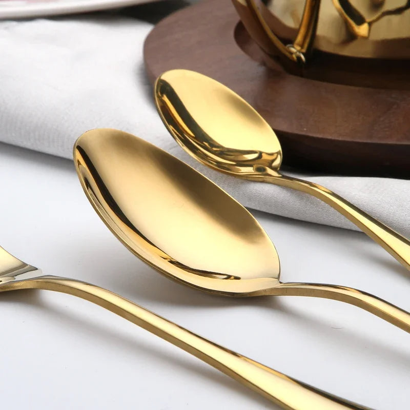 Conjunto de Talheres Dourados em Aço Inoxidável - 24 Peças, Design Elegante para Jantar