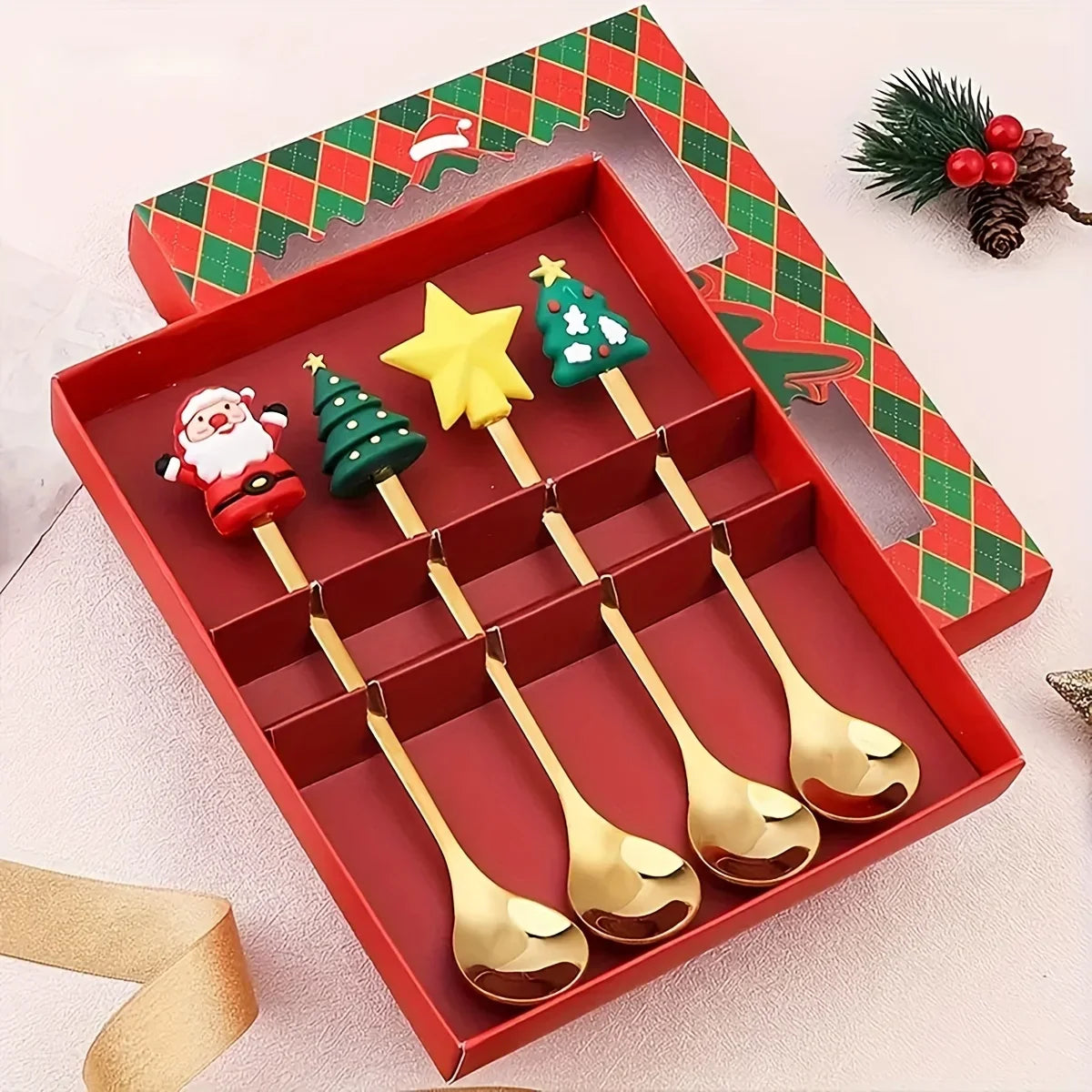 Conjunto de Talheres Dourados em Aço Inoxidável para Festas de Natal