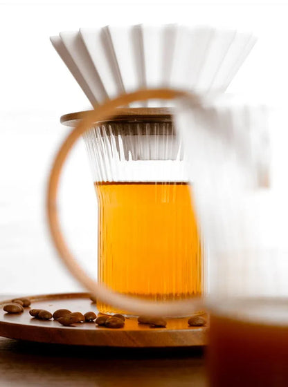 Copo Canelado de Vidro Estilo Japonês - Design Elegante para Bebidas