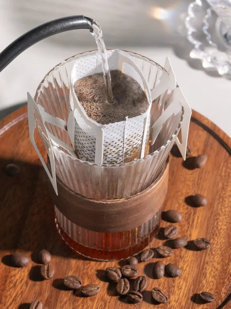 Copo Canelado de Vidro Estilo Japonês - Design Elegante para Bebidas