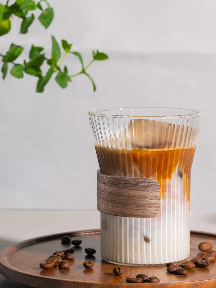 Copo Canelado de Vidro Estilo Japonês - Design Elegante para Bebidas