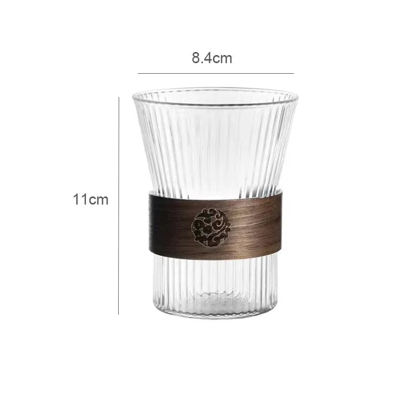 Copo Canelado de Vidro Estilo Japonês - Design Elegante para Bebidas