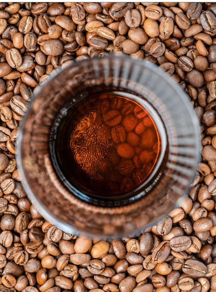 Copo Canelado de Vidro Estilo Japonês - Design Elegante para Bebidas