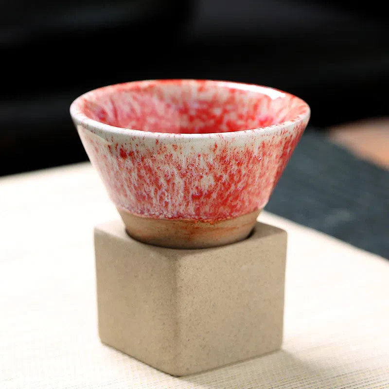 Copo Criativo em Cerâmica Decorativa para Bebidas