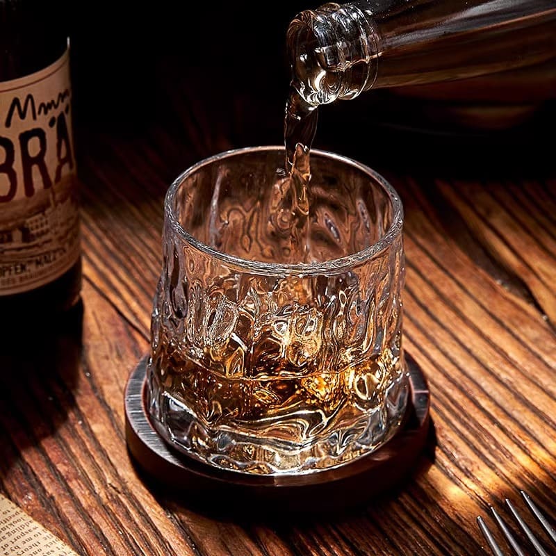 Copo de Whisky em Cristal com Base Rotativa para Bar em Casa