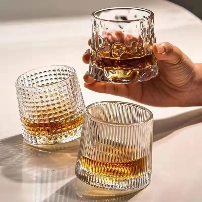 Copo de Whisky em Cristal com Base Rotativa para Bar em Casa