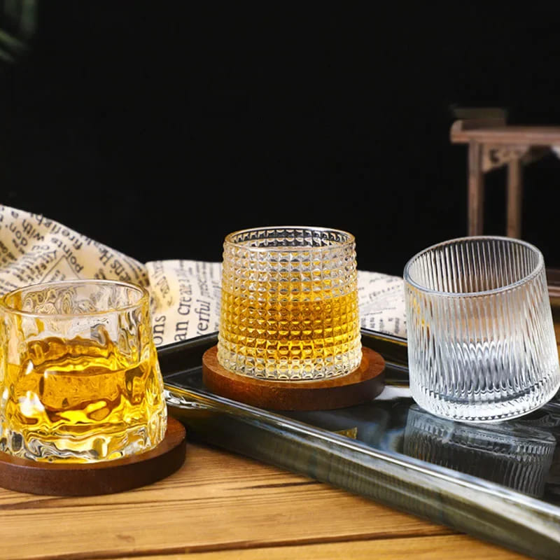 Copo de Whisky em Cristal com Base Rotativa para Bar em Casa
