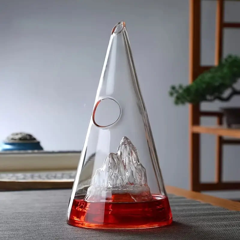 Decantador de Vinho e Whisky em Vidro com Design em Pirâmide para Bar em Casa