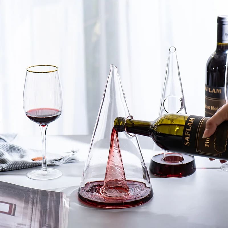 Decantador de Vinho e Whisky em Vidro com Design em Pirâmide para Bar em Casa