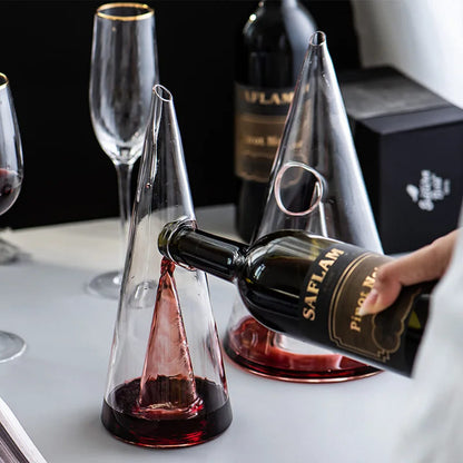 Decantador de Vinho e Whisky em Vidro com Design em Pirâmide para Bar em Casa