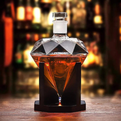 Decanter de Vinho e Whisky em Vidro com Design de Diamante para Home Bar