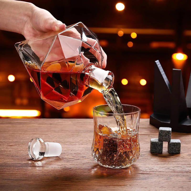 Decanter de Vinho e Whisky em Vidro com Design de Diamante para Home Bar