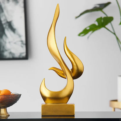 Escultura Abstrata em Resina para Decoração de Sala - Design em Chamas