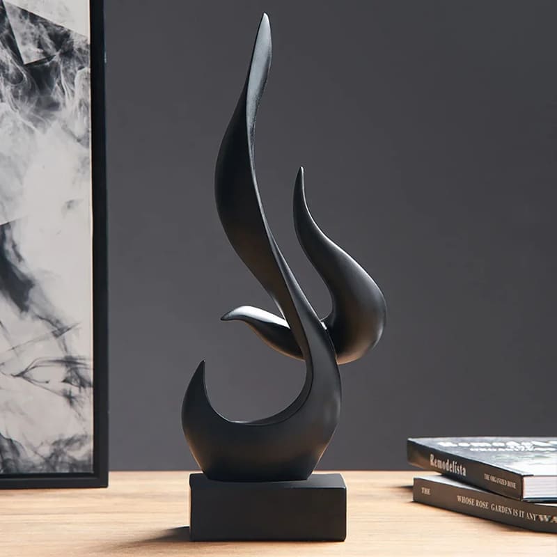 Escultura Abstrata em Resina para Decoração de Sala - Design em Chamas
