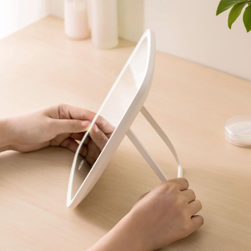 Espelho de Mesa com LED para Maquiagem - Iluminação Ajustável e Design Moderno
