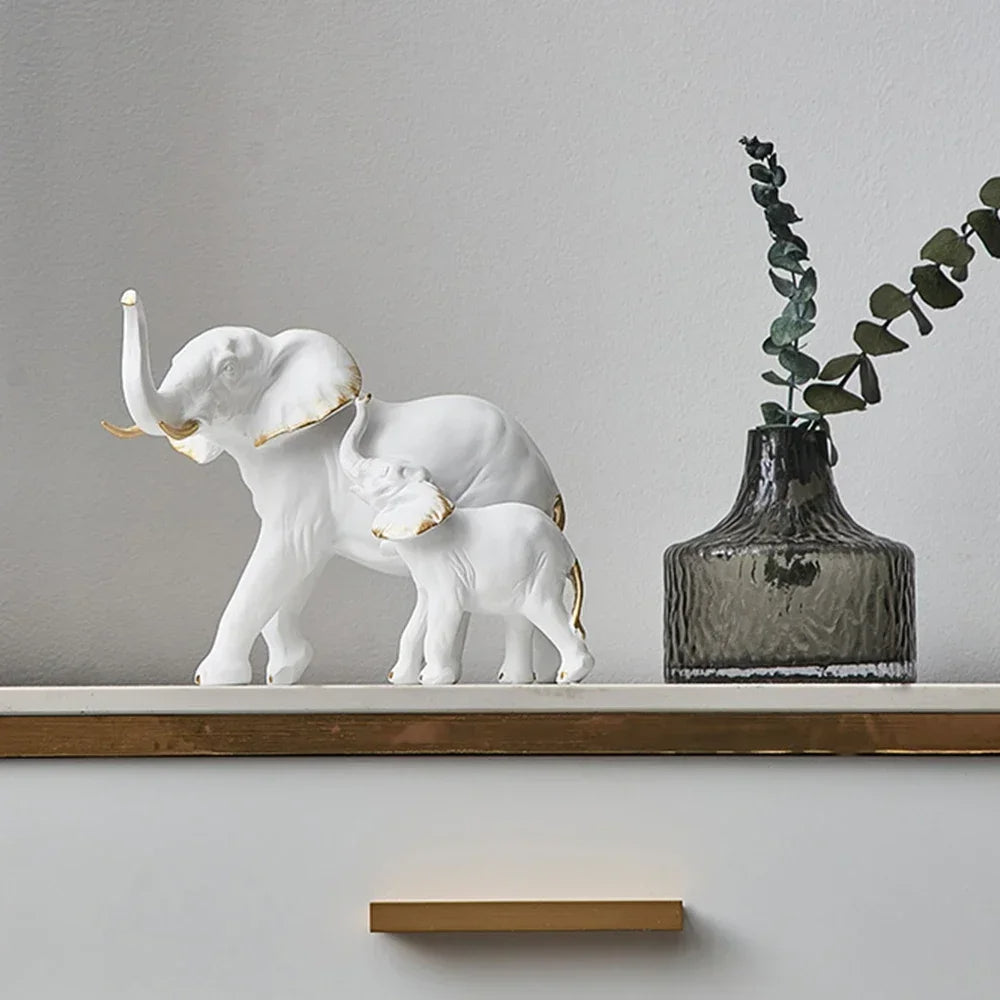 Estatueta Decorativa de Elefantes Amorosos - Conjunto com 2 Peças