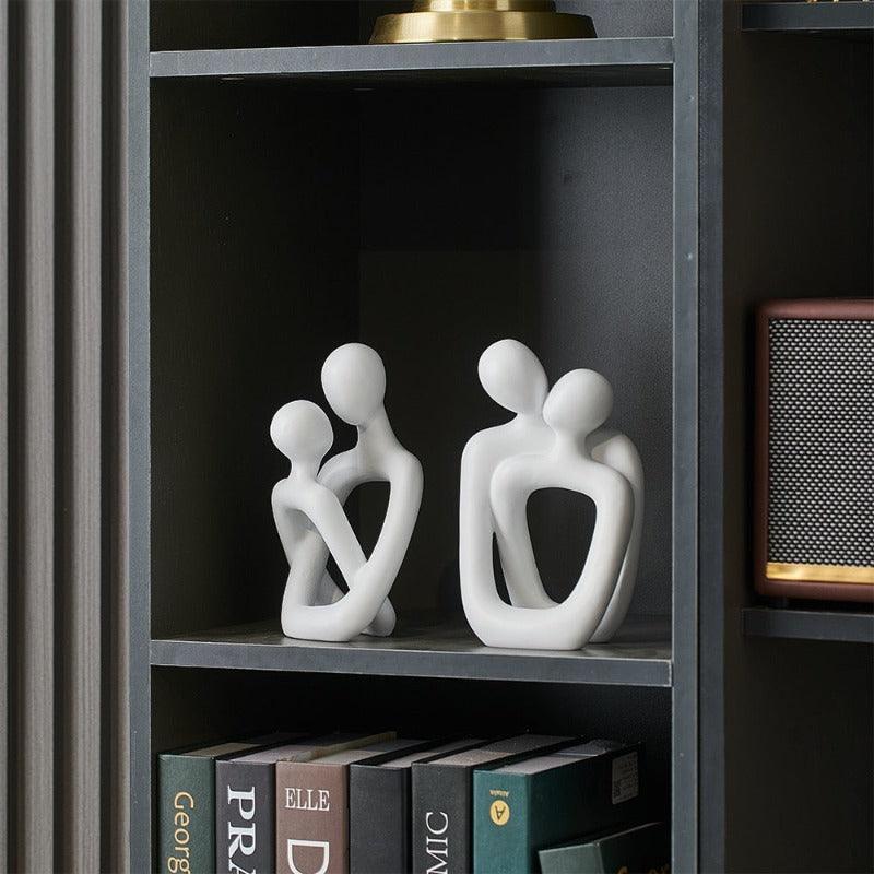 Estatueta de Casal Apaixonado em Resina - Decoração Romântica
