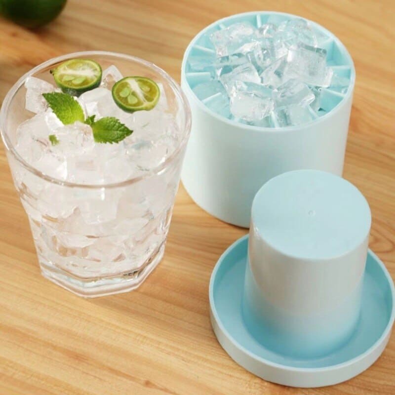 Forma de Gelo de Silicone Redonda com Tampa - Ideal para Bebidas