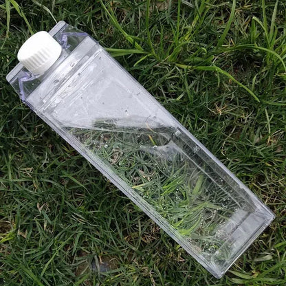 Garrafa Transparente com Design de Caixa de Leite - Opções de 500ml e 1000ml