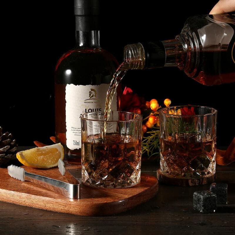 Kit de Whisky com Copos, Cubos de Gelo e Pegador para Bar em Casa