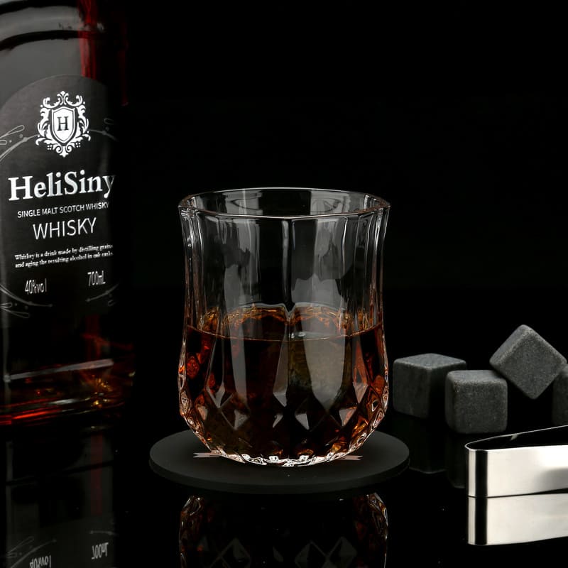 Kit de Whisky com Copos, Cubos de Gelo e Pegador para Bar em Casa