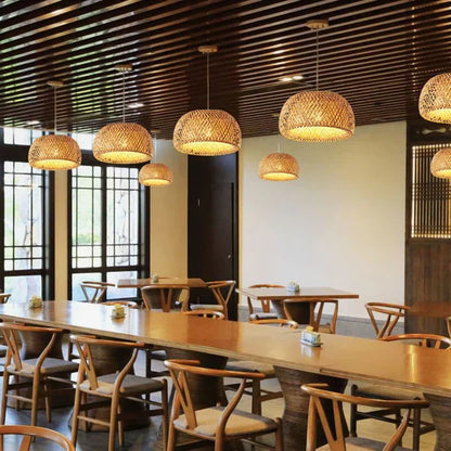 Luminária Pendente de Bambu Organic Loom - Design Sustentável e Elegante