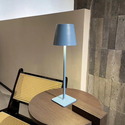 Luminária Portátil Sem Fio Recarregável LED para Interior e Exterior