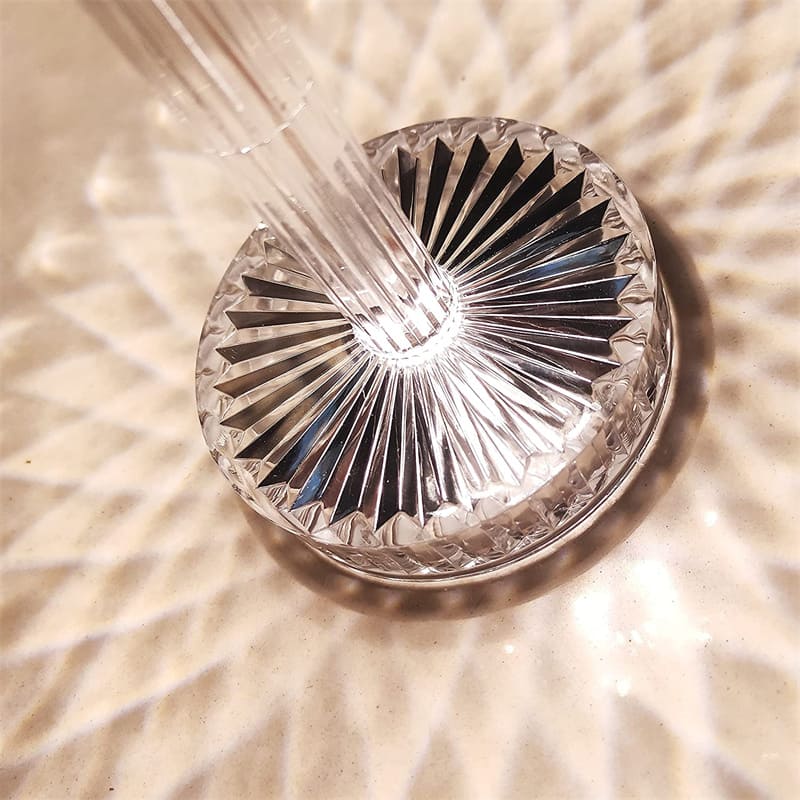 Luminária de Mesa LED Recarregável Sem Fio em Cristal - Iluminação Moderna