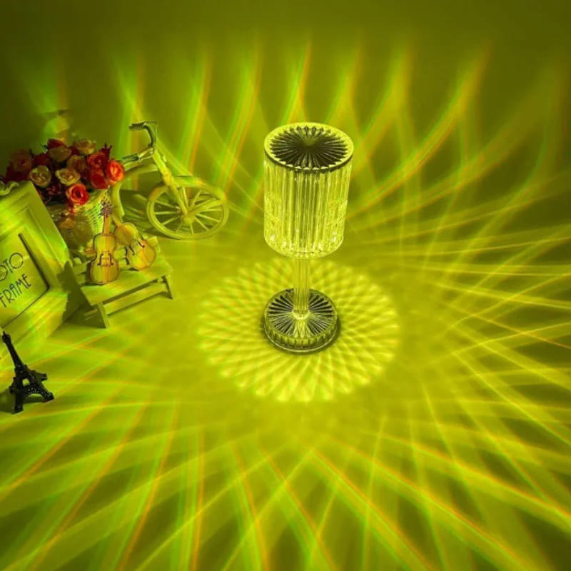 Luminária de Mesa LED Recarregável Sem Fio em Cristal - Iluminação Moderna