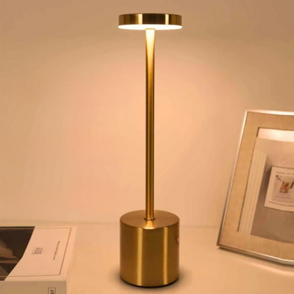 Luminária de Mesa LED Recarregável Sem Fio em Metal - Iluminação Moderna e Prática