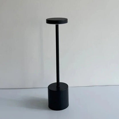 Luminária de Mesa LED Recarregável Sem Fio em Metal - Iluminação Moderna e Prática