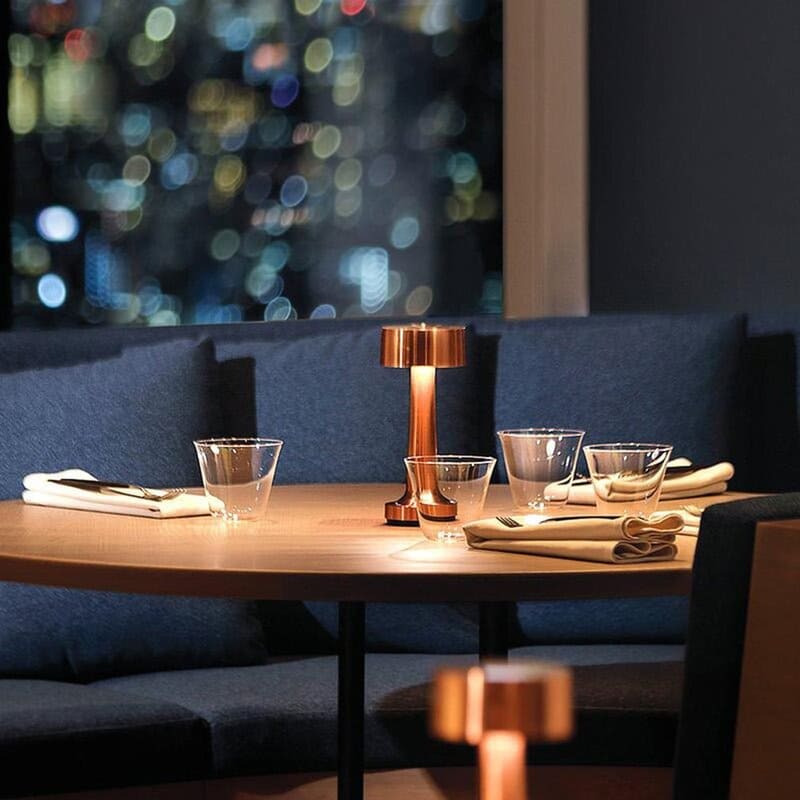 Luminária de Mesa LED Retrô Recarregável para Decoração