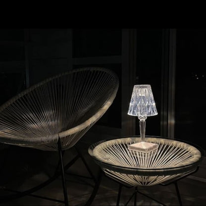 Luminária de Mesa LED Sem Fio 3 em 1 Premium - Iluminação Moderna e Funcional