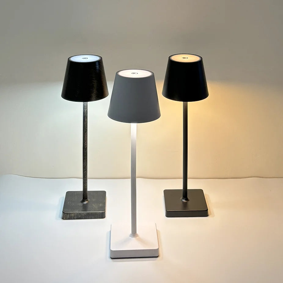 Luminária de Mesa Sem Fio Dimerizável - Iluminação Moderna e Prática