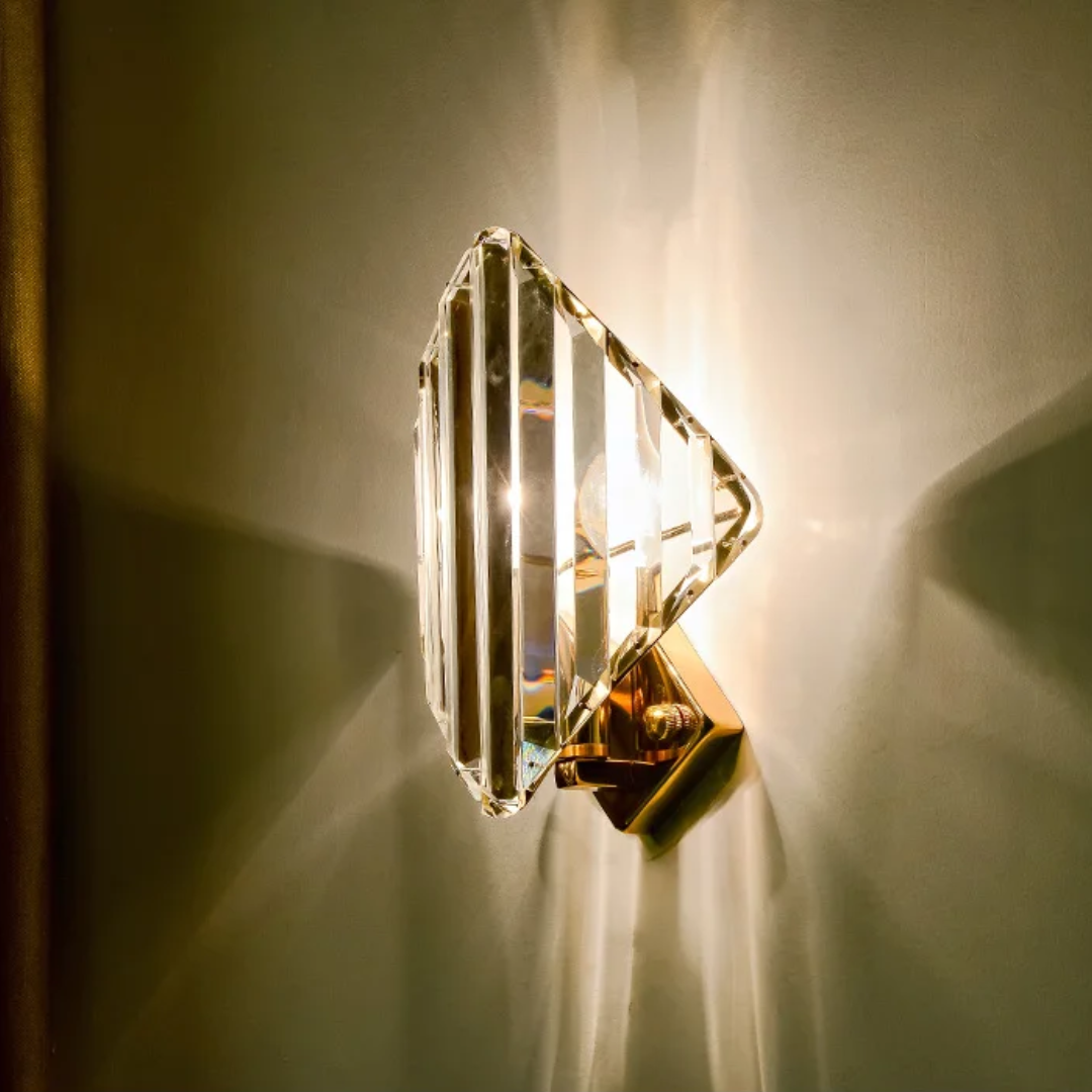 Luminária de Parede Interna Moderna com Cristais Brilhantes - Iluminação Elegante para Ambientes