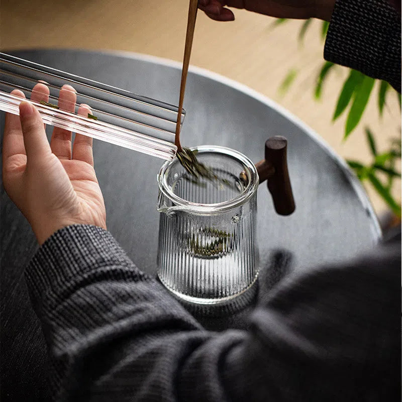 Mini Bule Canelado com Infusor de Chá - Acessório para Preparo de Bebidas