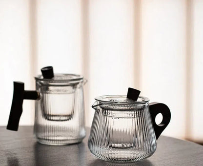 Mini Bule Canelado com Infusor para Chá - Design Elegante e Funcional