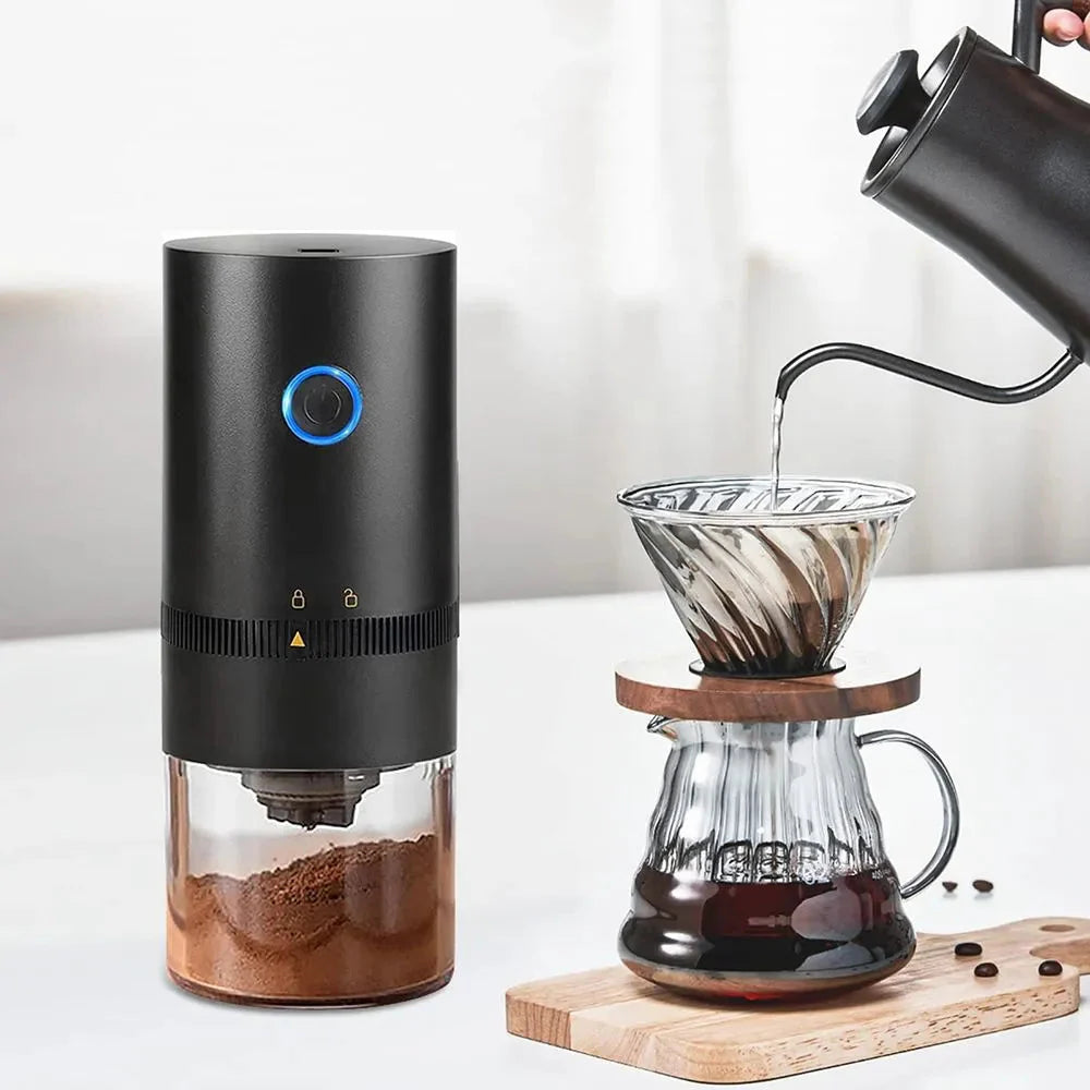 Moedor de Café Elétrico Portátil Recarregável com Lâminas de Aço Inoxidável