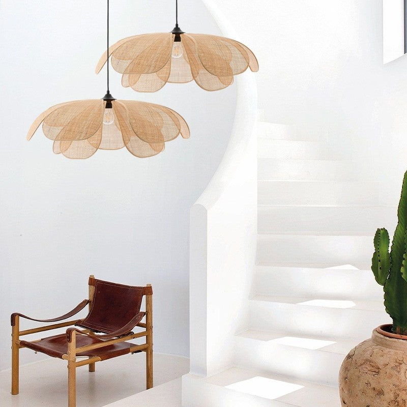 Pendente Rústico de Rattan em Forma de Pétala - Luminária Decorativa