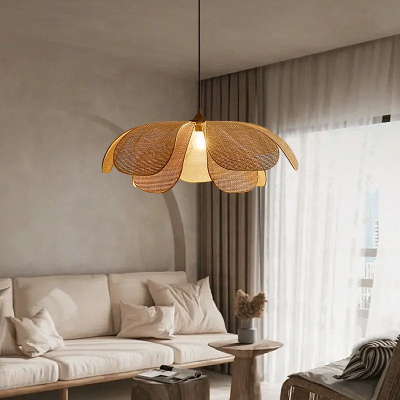 Pendente Rústico de Rattan em Forma de Pétala - Luminária Decorativa