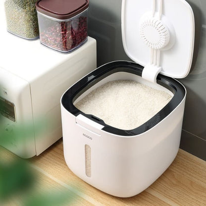 Recipiente para Armazenamento de Alimentos com Tampa Automática