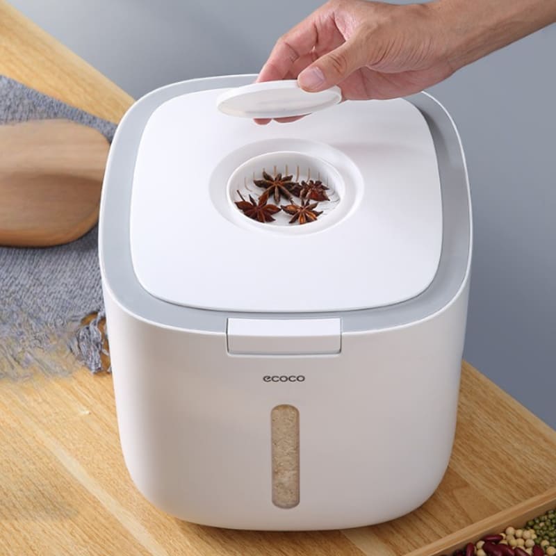 Recipiente para Armazenamento de Alimentos com Tampa Automática